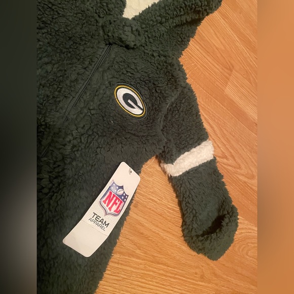 NFL apparel 18 months Green Bay Packers fuzzy fleece zip up sleeper - Picture 13 of 16